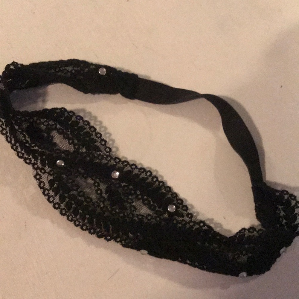 Black lace headband